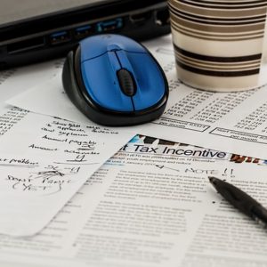 マウスと税金の計算